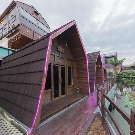 Urbanview Hotel Cianjur City Park By Reddoorz Экстерьер фото